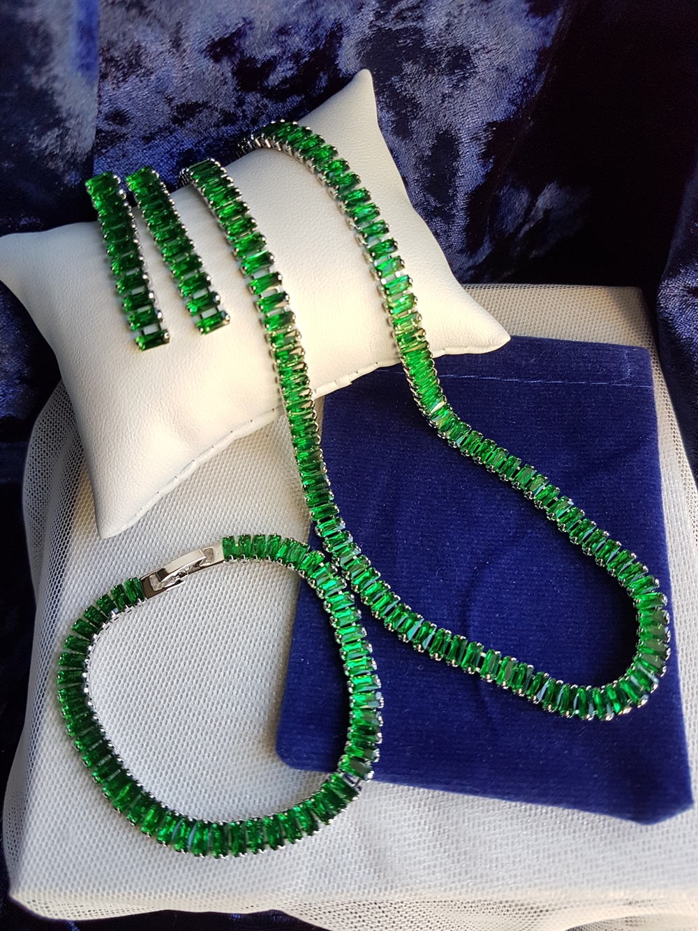 Swarovski Elements Silver Emerald Green Emerald-cut Baguette Tennis Necklace NEW - Picture 16 of 17